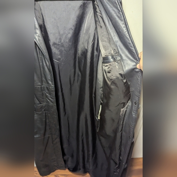 Women's Black 100% Leather Trench Coat Belted Size 16 - Picture 9 of 10